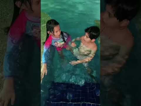 YIEE CUTE NAMAN CHLOE & WALLAD HAHAHAA