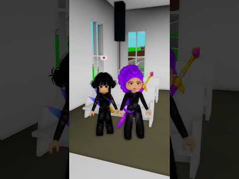 the craziest thing happened at miras wedding😱👰#robloxshorts #roblox
