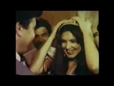 Rare footage - Raj Kapoor - Uzbek (USSR) singing Rafi & Mukesh