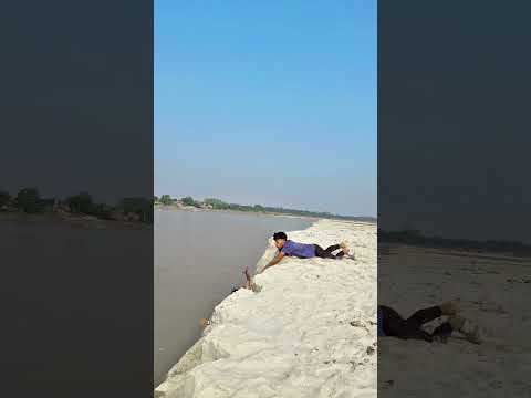 Support kijiye bhaiya 🥲😭#shorts #youtubeshorts #shortvideo #funny #viralvideo #song 🥲😭🥲🥲🥲