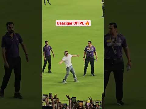 Shah Rukh Khan Celebrated KKR's Win With His Iconic Pose