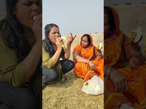 kela kha rahe hai kya ๐๐คฃ #reels #youtubeshorts #shorts #shortvideo