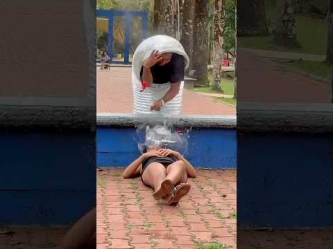 ๐ฆ๐ Water Balloon Worm Prank on Pretty Female Goes Wild! ๐๐ฑ #prank #humor