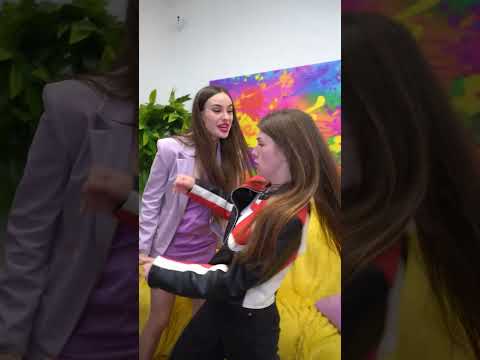 لم أكن أعلم أن لديّ أختًا! لقد التقيتُ بأختي الضائعة!