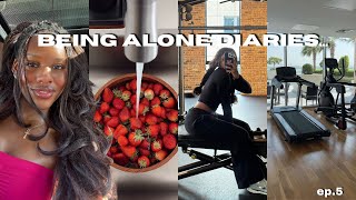 Being Alone Diaries ep. 5 | solo dates, self care routine, navigating loneliness in you 20s