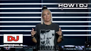 Learn To DJ Like Sam Divine | Using The RMX-1000, Acappellas, Looping & More