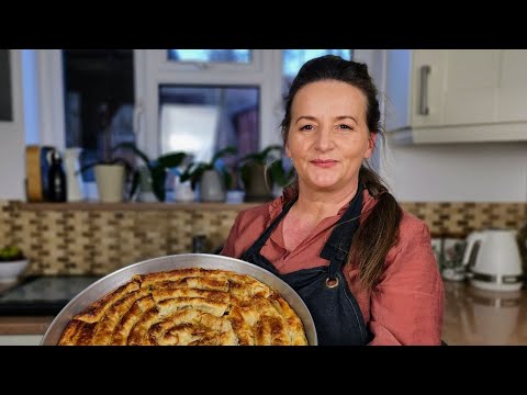 Burek me Mish dhe Petë të Gatshme | Burek with Meat and Ready-Made Pastry