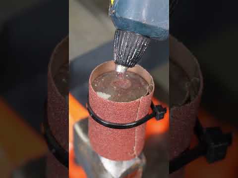 Astuce de bricolage avec de la colle chaude #shorts