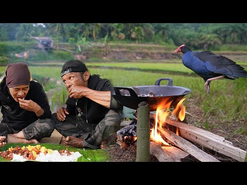 BERBURU ‼️ GURIHNYA BISA MENIKMATI HASIL MASAKAN DI ALAM..