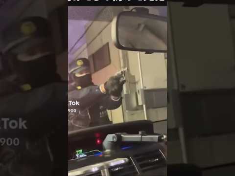 警察が拳銃を出した理由