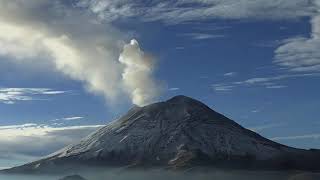 Un timelapse del volcán Popocatépetl...