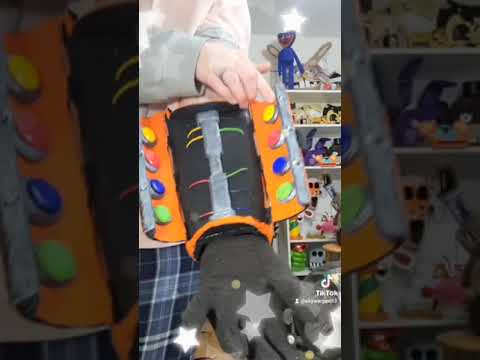 Building Glamrock Freddy [Part 1]