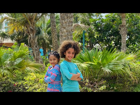 Aquaventure Water Park | Atlantis | The Palm | Flash Mob | Akaisha