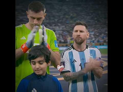 Messi y Dibu 🐐☠️ #futbol #football #goat #dibumartínez #lionelmessi