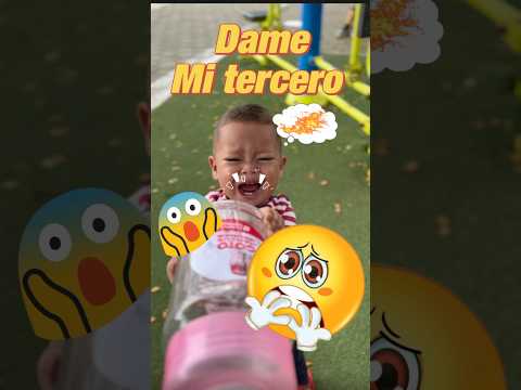 Caín se lleva el tetero de un niño #shortvideos #mendigo #drama #parque #reflexiones #cain #viral