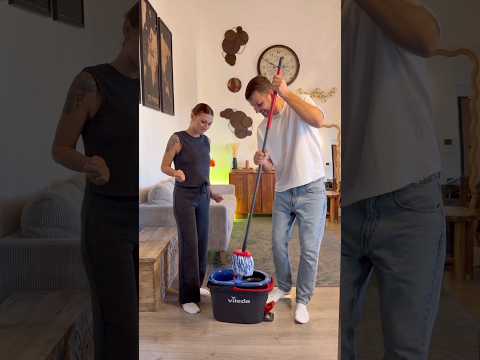 La mia dolce metà ha scoperto il segreto di @ViledaItalia H2PrO Spin Mop: #adv #ViledaH2PrO