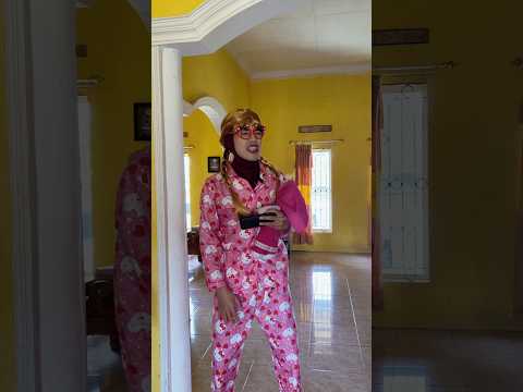 MERI DENGAN NASI RENDANGNYA🤣!