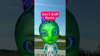 Don’t sniff rocks #aliens #hangar18
