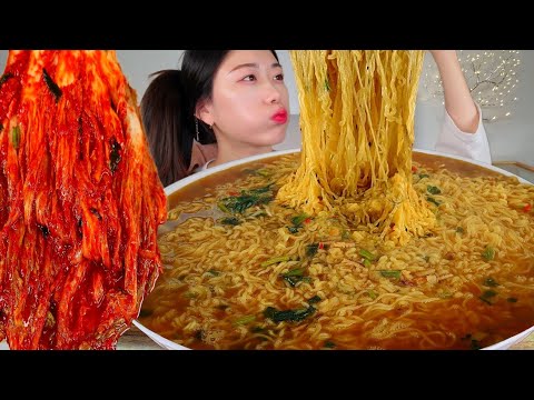 ASMR 공복 36시간째... 굶고 먹은🥲눈물의 라면 김치 리얼먹방 :) Ramen MUKBANG