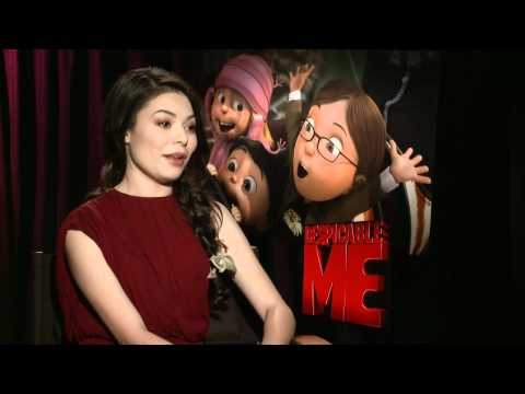 Despicable Me - Own it now - BTS: Miranda talks about the Minions