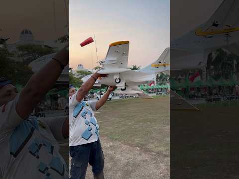 Tes Terbang Pesawat RC Jet Gaban Freewing F9F-8 Cougar Super Scale