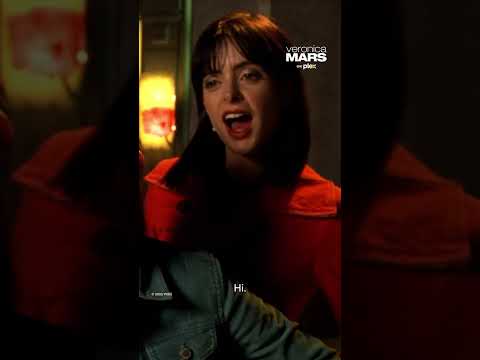 What's Schmidt doing here??? #kristenbell #tv #plex #free #warnerbros #veronicamars #nostalgia