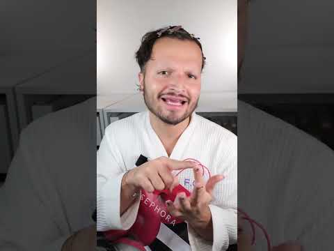 Je me maquille avec les letrres de mon PRÉNOM!? : #shorts #short # Un Garçon Stupide!