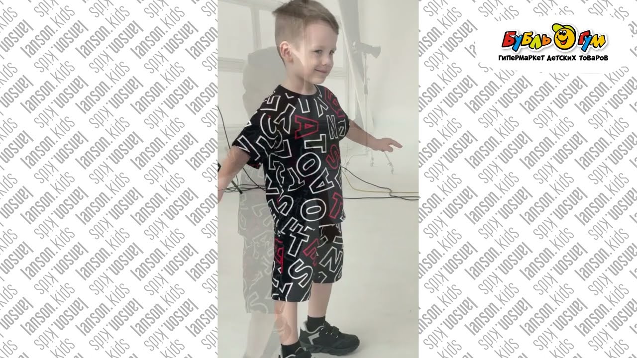 Шорты Lanson Kids принт красно-белые буквы черные - видео Шорты Lanson Kids принт красно-белые буквы черные - видео