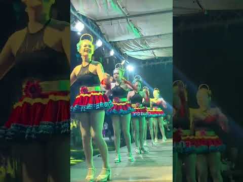 ค่ำคืนนี้มีรำวงม่วนๆนำกันจ้าบุญบ้านเฮาเชิญพี่เชิญน้องมาร่วมสนุกสนานในงานวันนี้ ว้าวๆ จัดเต็ม สาวๆ