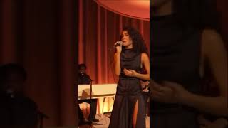 Olivia Dean - a couple minutes live at the @mobotv awards 💗💗 #oliviadean #shorts #livemusic #mobos