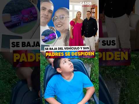 Se baja del vehículo u sus padres se despiden.