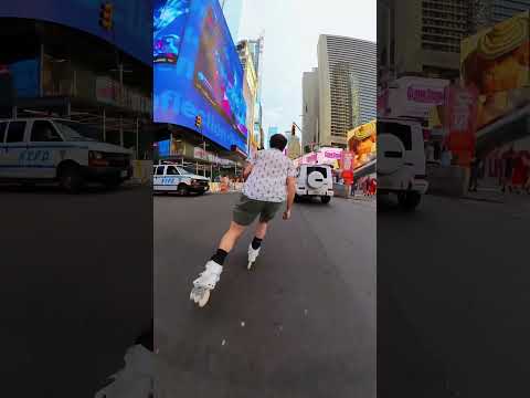 Finding lanes in Times Square #nyc #skater #rollerblading