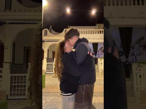 TIKTOK TREND CON MI NOVIO 💛 EL MUNDO DE CLODETT