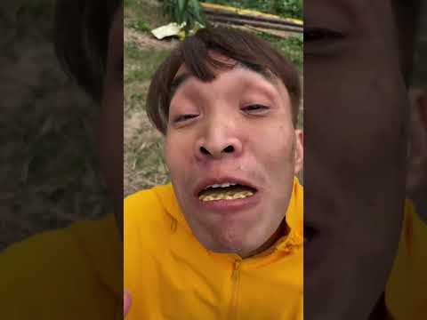 Eating cake on your face is not difficult🤪🤣| Kem TV #shorts
