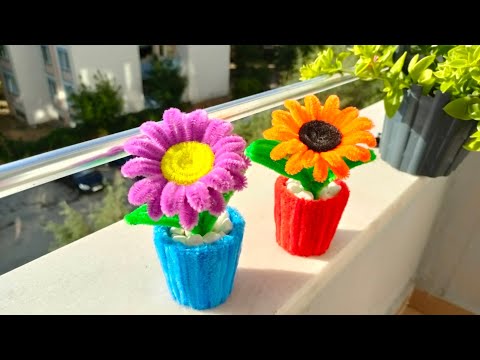 Must-Try Chenille Flower DIYs | Chenille Wire Crafts | Chenille Flower