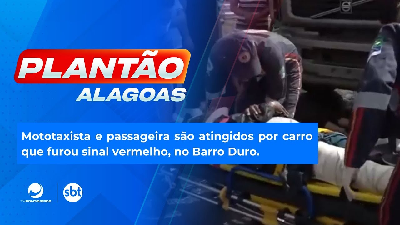 Mototaxista e passageira s&atilde;o atingidos por carro que furou sinal vermelho, no Barro Duro.