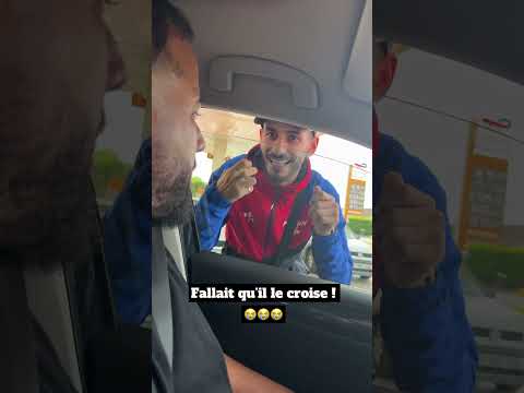 Il va pas me lâcher! @SabriParisienOuRien #youtube #youtubeshorts #psg #football #humour