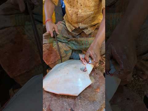 Most Expensive Chinese Pomfret Fish Cutting By Expert Fish Cutter || #shorts