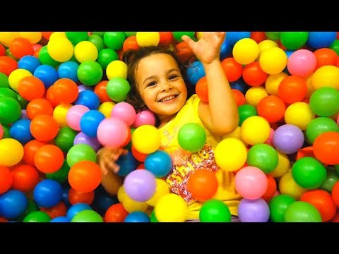 Learn Counting Numbers for Kids in a Huge Indoor Playground Ball Pit