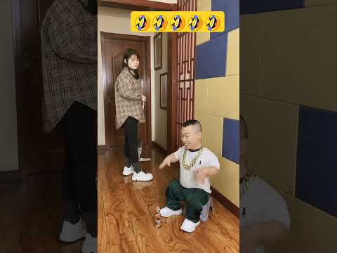 100 milian views