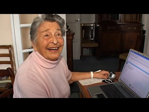 Cette grand-mère possède un petit village dans le Tarn