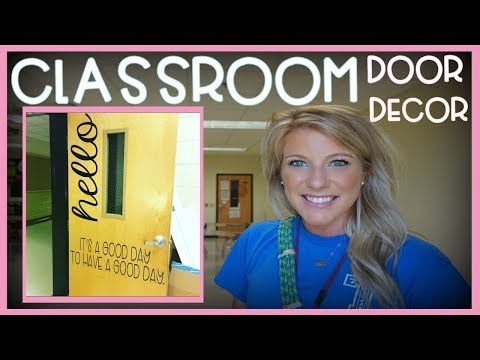 Classroom Door Decor | Teacher Vlog