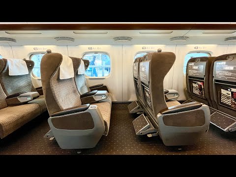 Tokyo-Osaka Bullet Train: Is the Green Car Worth the Extra Yen?