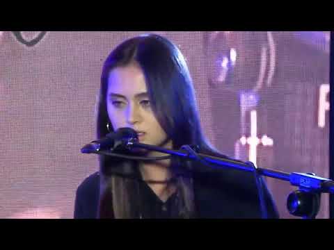 SIGN OF THE TIMES (HARRY STYLES) (Jasmine Thompson | 2017 Momentum Live MNL)