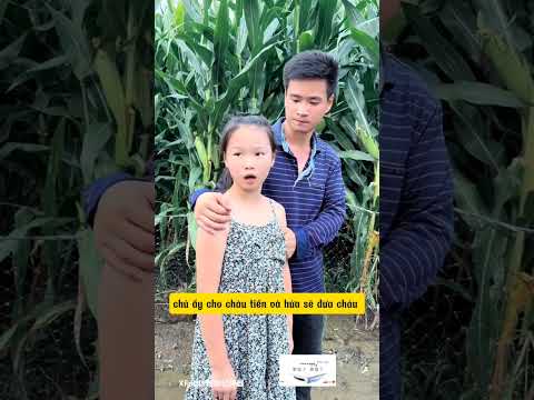 cô bé bị một người đàn ông lạ dấn đi cô bé nhìn thấy cậu thanh niên liền nhanh trí cầu cứu giúp đỡ.