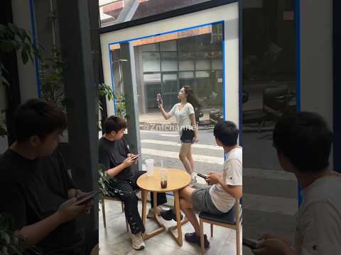She didn't realize that people inside were watching him.