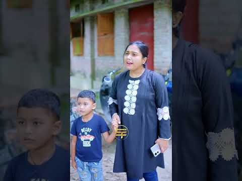 - ছোট ছেলেটি অভিনব কায়দায় প্রাণে  বেঁচে গেলেন