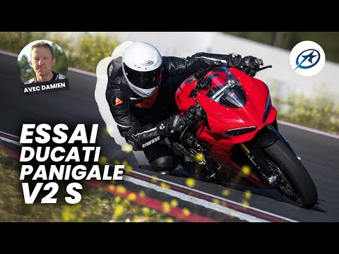 Ducati Panigale V2 S (Essai 2025) - Panigale, mais presque