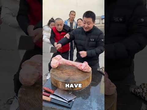 This Man Has The Best Knives In The World 🤯