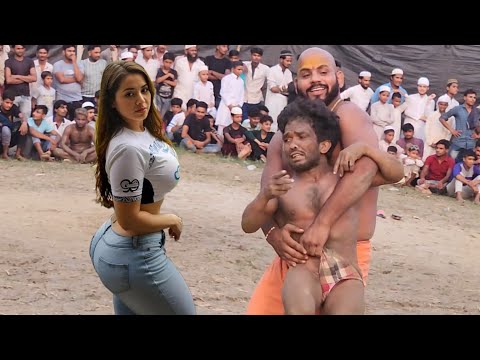 आचनक से आ गयी जब कुश्ती में खूबसूरत लड़की देखों फेर क्या हुआ new kushti video baba laddi 2024